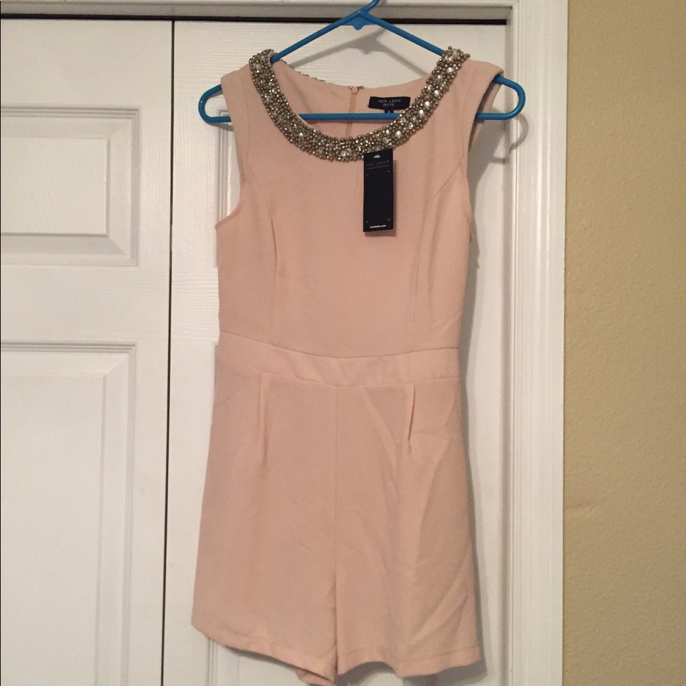 New Look Petite size 8 romper never worn